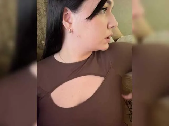 Live sex webcam photo for HellMor #292101258