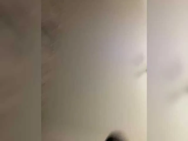 Live sex webcam photo for HellMor #292345194