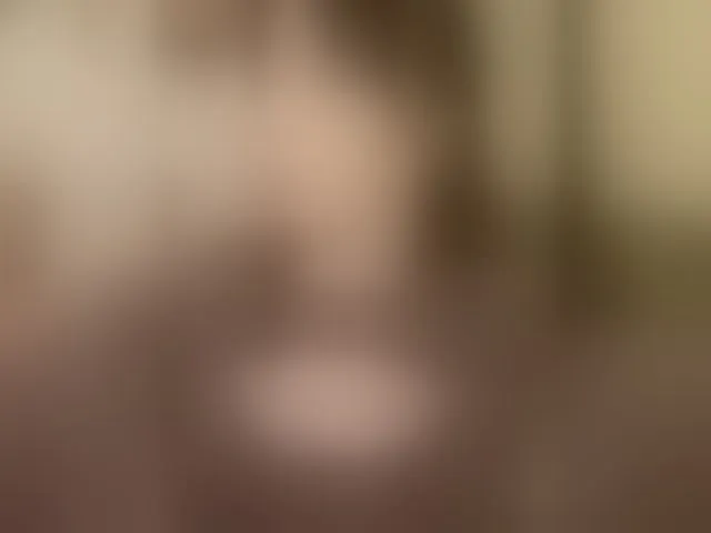 Live sex webcam photo for HellMor #292976272