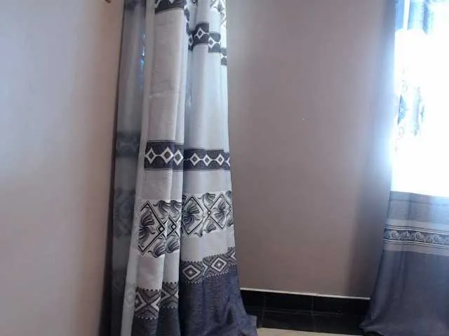 Live sex webcam photo for HellenGrace #291593284