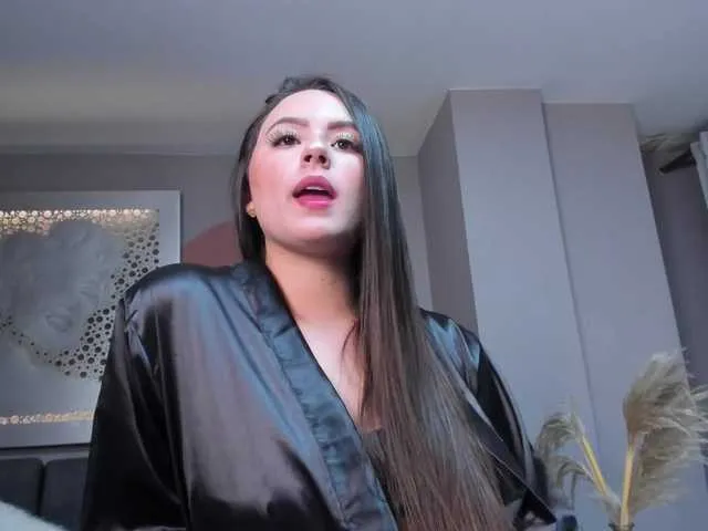 Live sex webcam photo for HellenJacobs #273818846