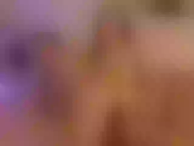 Live sex webcam photo for HellenMellen #274349956