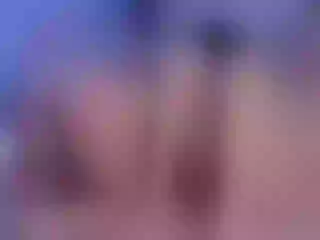 Live sex webcam photo for HellenMellen #274381856