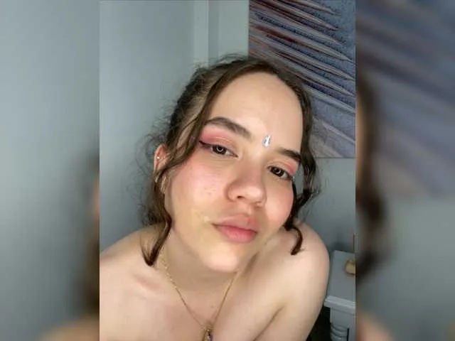 Live sex webcam photo for HellenPalacios #275920969