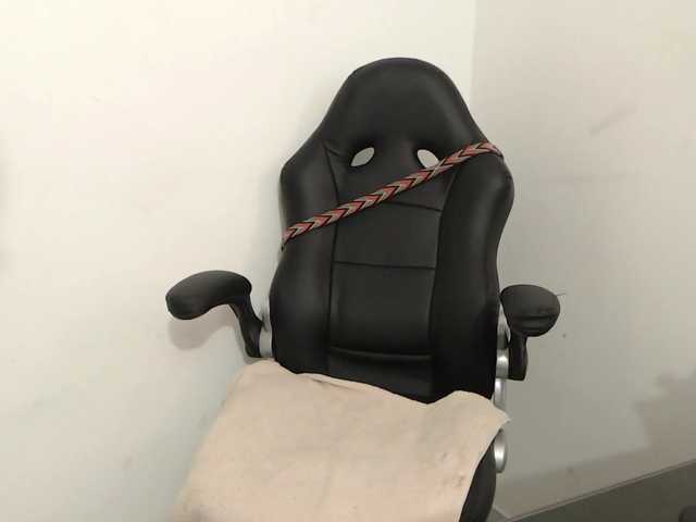 Live sex webcam photo for HelloEmaa #274639366