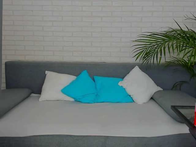 Live sex webcam photo for HelloJessica #276330998