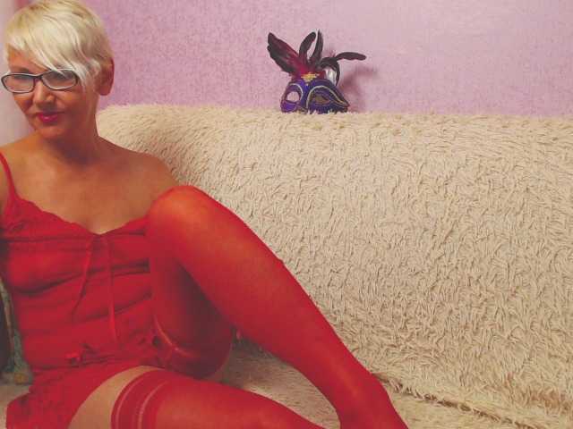 Live sex webcam photo for HellyFuckMe #274034809