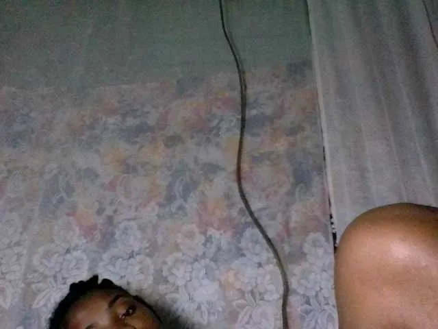 Live sex webcam photo for Hemreyi #291662511