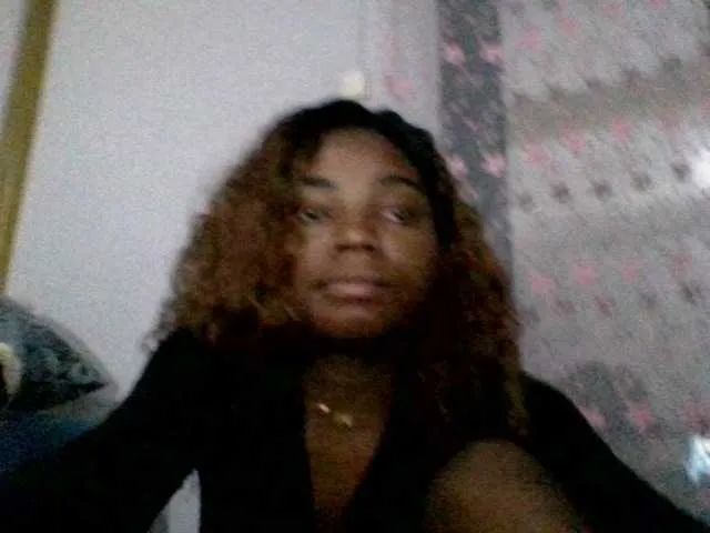 Live sex webcam photo for Hemreyi #291715693