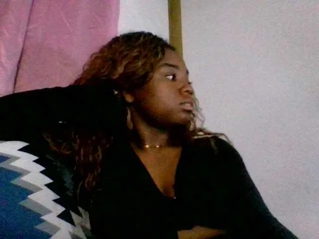 Live sex webcam photo for Hemreyi #291719145