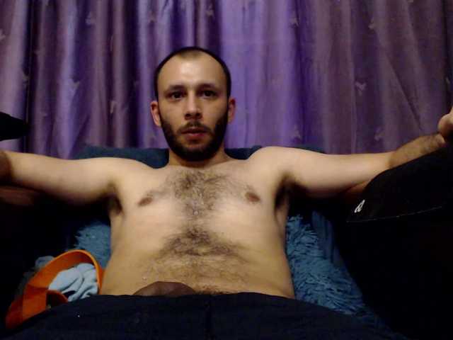 Live sex webcam photo for Henryaxe #278036181