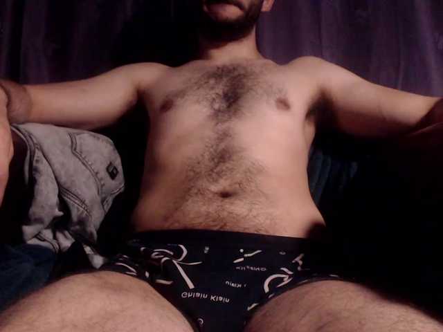 Live sex webcam photo for Henryaxe #278130832