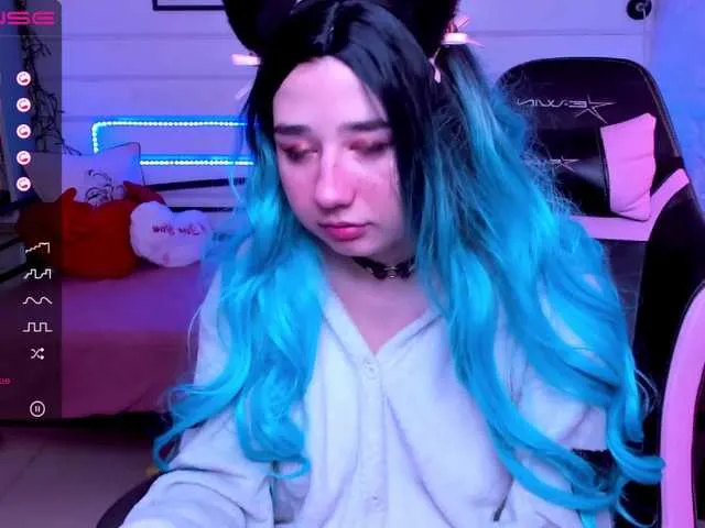 Live sex webcam photo for HentaiKittya #273116516