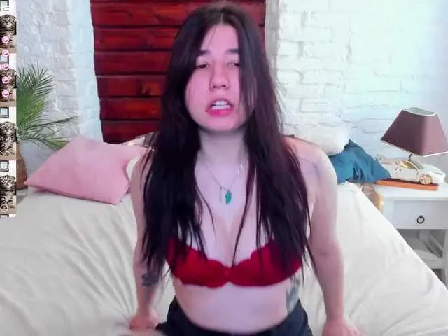 Live sex webcam photo for HentaiKittya #273253964