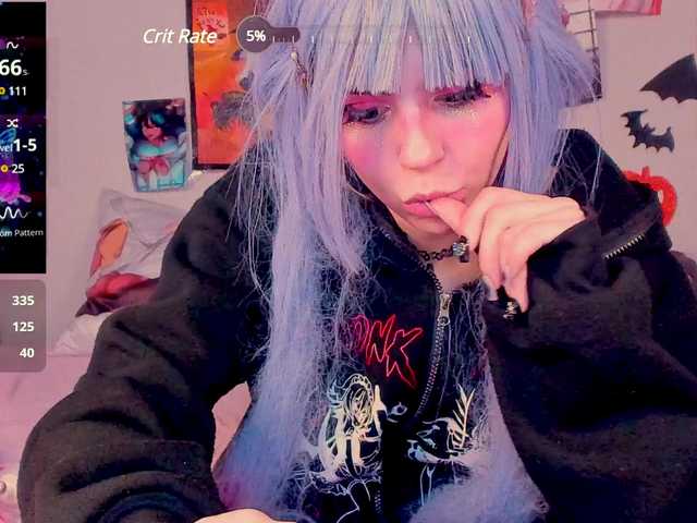 Live sex webcam photo for HentaiMelody #290150663