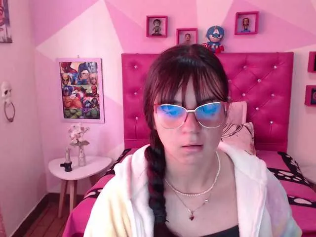 Live sex webcam photo for HenyRan #290125291