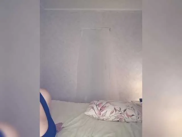 Live sex webcam photo for Her-Girl #290906817