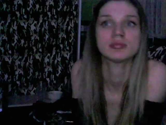 Live sex webcam photo for HerPOV #271894906