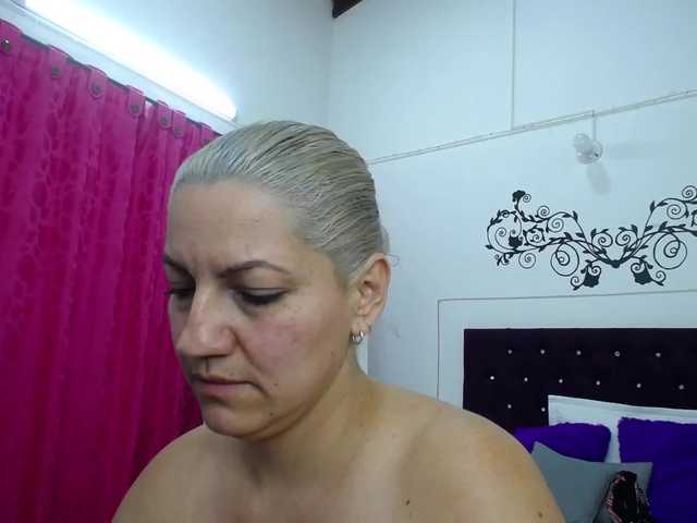 Live sex webcam photo for Hera2022 #273320241