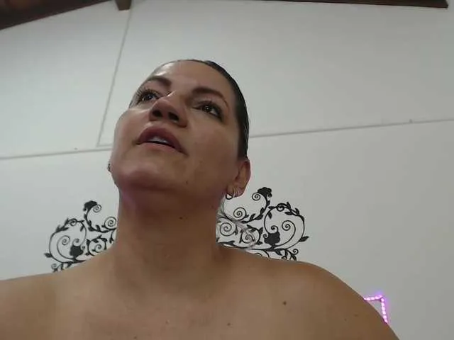 Live sex webcam photo for Hera2022 #274109813