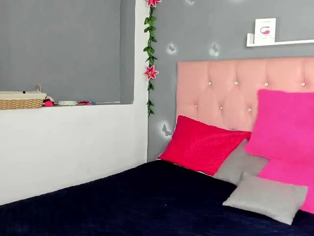 Live sex webcam photo for Hera2022 #274304960