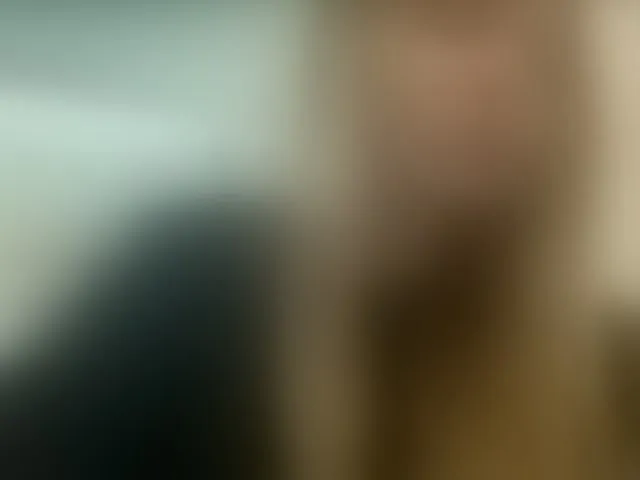 Live sex webcam photo for HerminiaLanting #293280489
