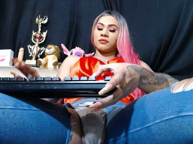 Live sex webcam photo for Hermyone #277017845