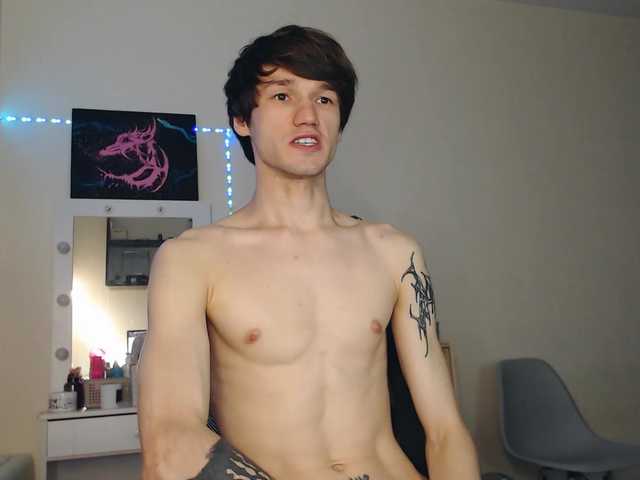 Live sex webcam photo for Heroinlove #278260959