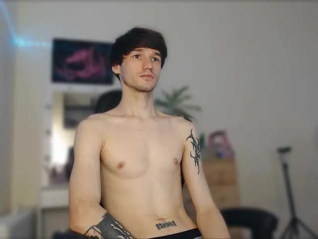 Live sex webcam photo for Heroinlove #289686028