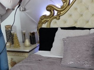 Live sex webcam photo for HessaMuslim #215106420