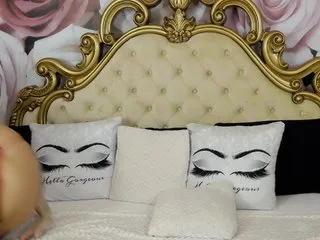 Live sex webcam photo for HessaMuslim #216618155