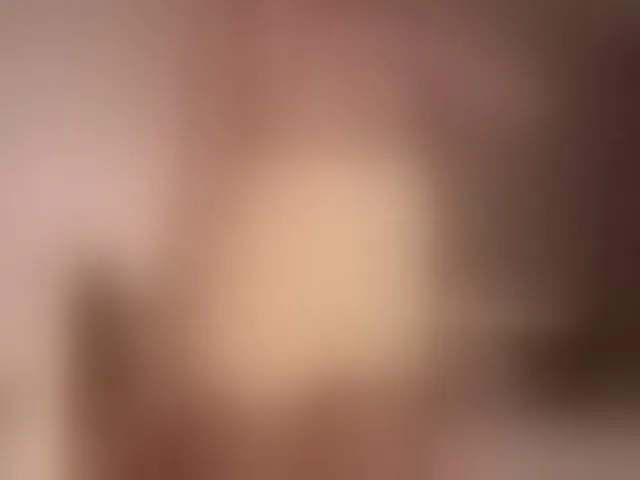 Live sex webcam photo for Hetty-satar #293300577