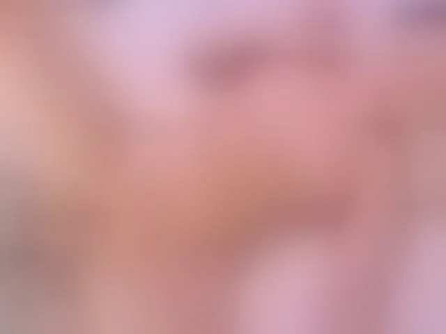 Live sex webcam photo for HevenlyRose #293817688