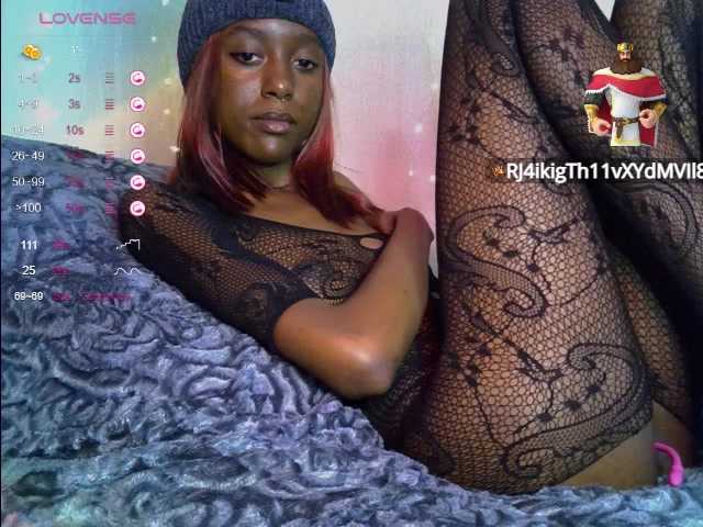 Live sex webcam photo for HeySunshine #277203959