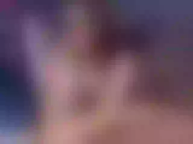 Live sex webcam photo for Hi-Kitti #292088913