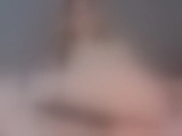 Live sex webcam photo for Hi-Kitti #293703999