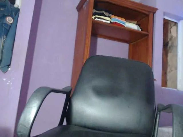 Live sex webcam photo for Hibith97 #276603920
