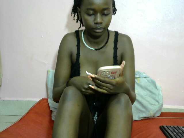 Live sex webcam photo for Hidengem1 #278073049