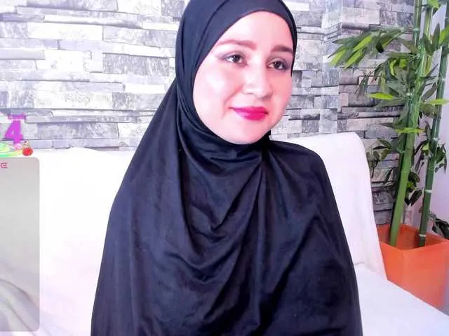 Live sex webcam photo for Hijab-Sami #290874793