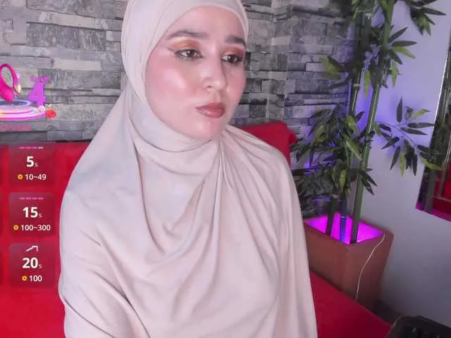 Live sex webcam photo for Hijab-Sami #291103370