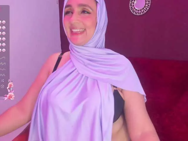 Live sex webcam photo for HijabiMilf #278259969