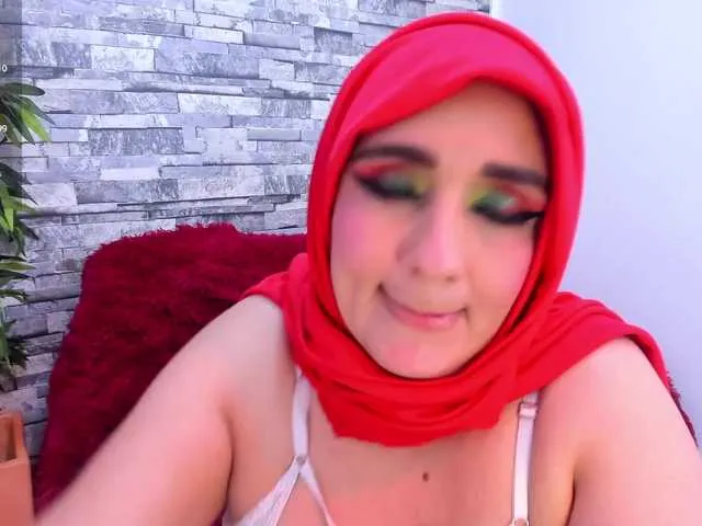 Live sex webcam photo for HijabiMilf #290822765