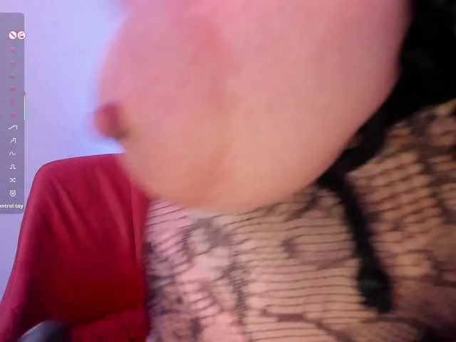 Live sex webcam photo for HijabiMilf #291053208