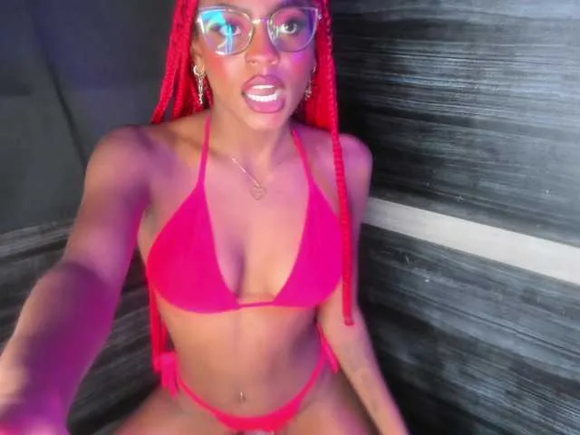 Live sex webcam photo for Hilary-banks #288012781