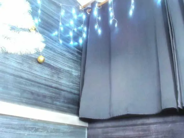 Live sex webcam photo for Hilary-banks #288012816