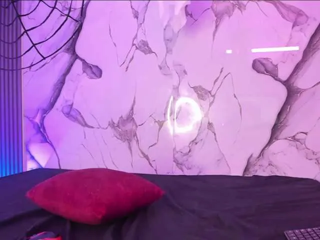 Live sex webcam photo for Hilary-thompson #291992229