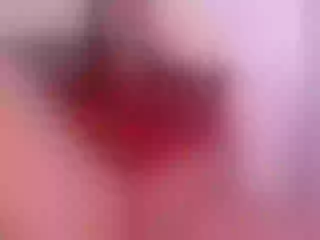 Live sex webcam photo for Hillary12 #276538743