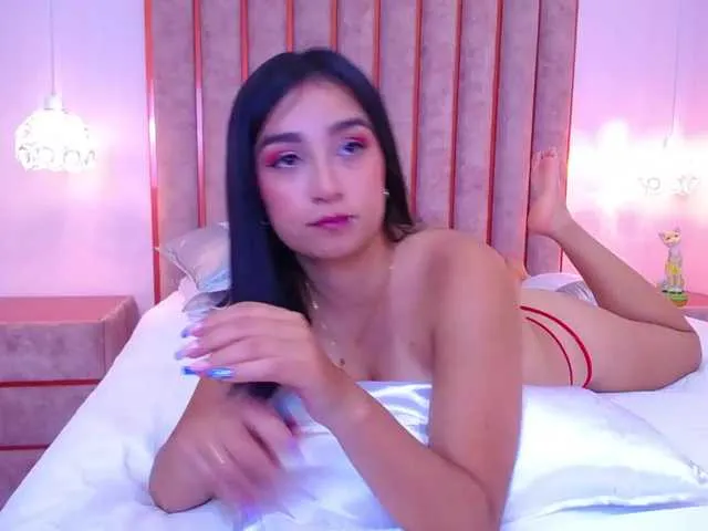 Live sex webcam photo for HillaryConer #273853364