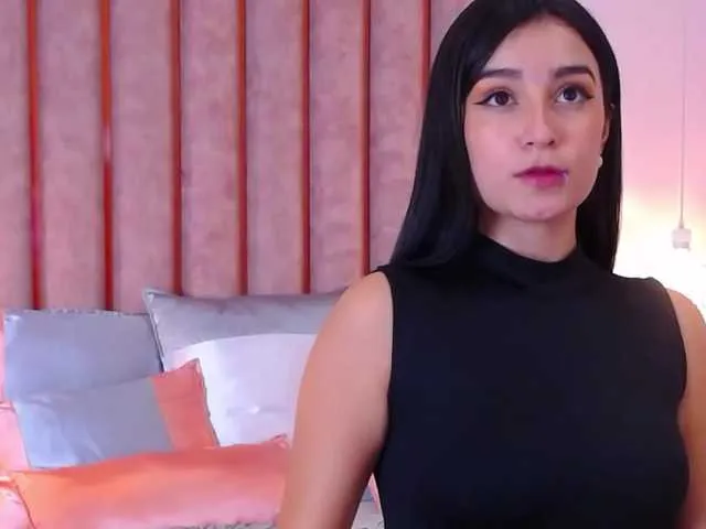 Live sex webcam photo for HillaryConer #274276099