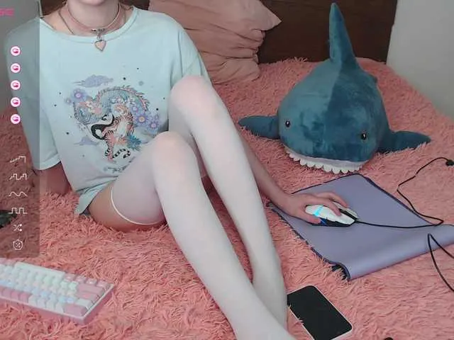 Live sex webcam photo for HimaMur #278117340